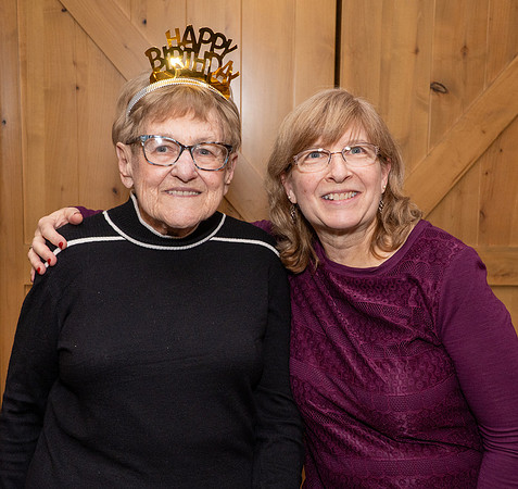 Phyllis-90th-BDay--111123-0222