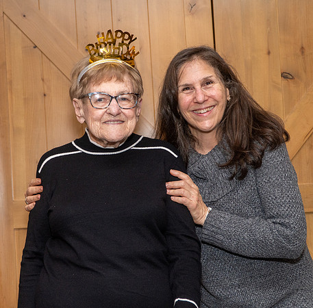 Phyllis-90th-BDay--111123-0220