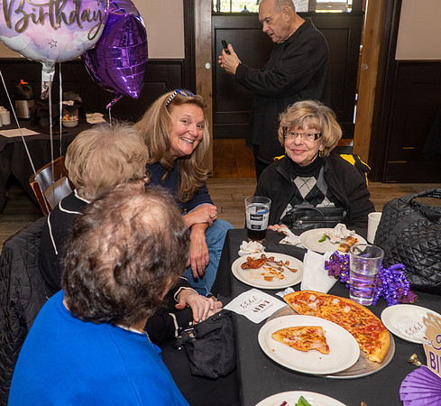 Phyllis-90th-BDay--111123-0096