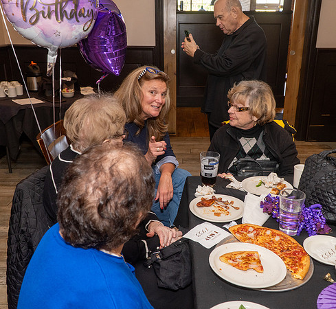 Phyllis-90th-BDay--111123-0095