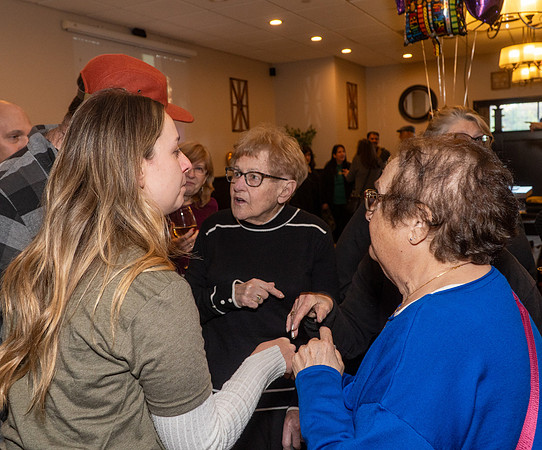 Phyllis-90th-BDay--111123-0036