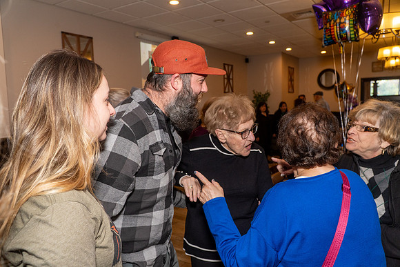 Phyllis-90th-BDay--111123-0035