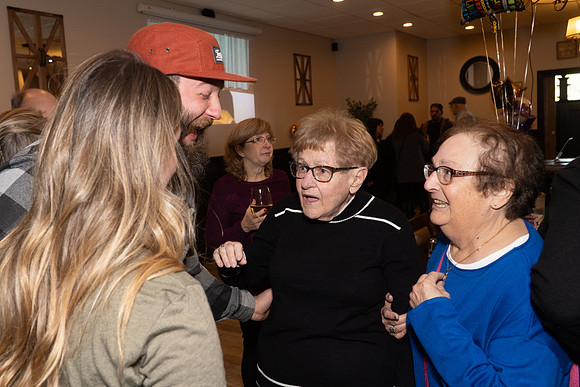 Phyllis-90th-BDay--111123-0033