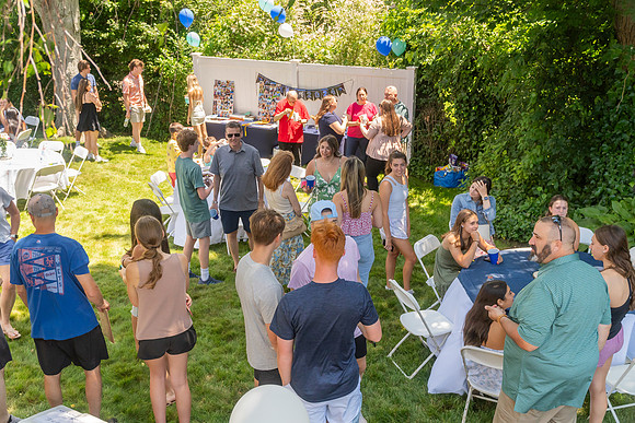 GRAD PARTY SAM & MOLLY-si-061524-0064
