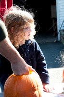 carving-pumpkins