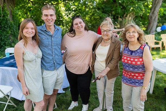 GRAD PARTY SAM & MOLLY-si-061524-0122